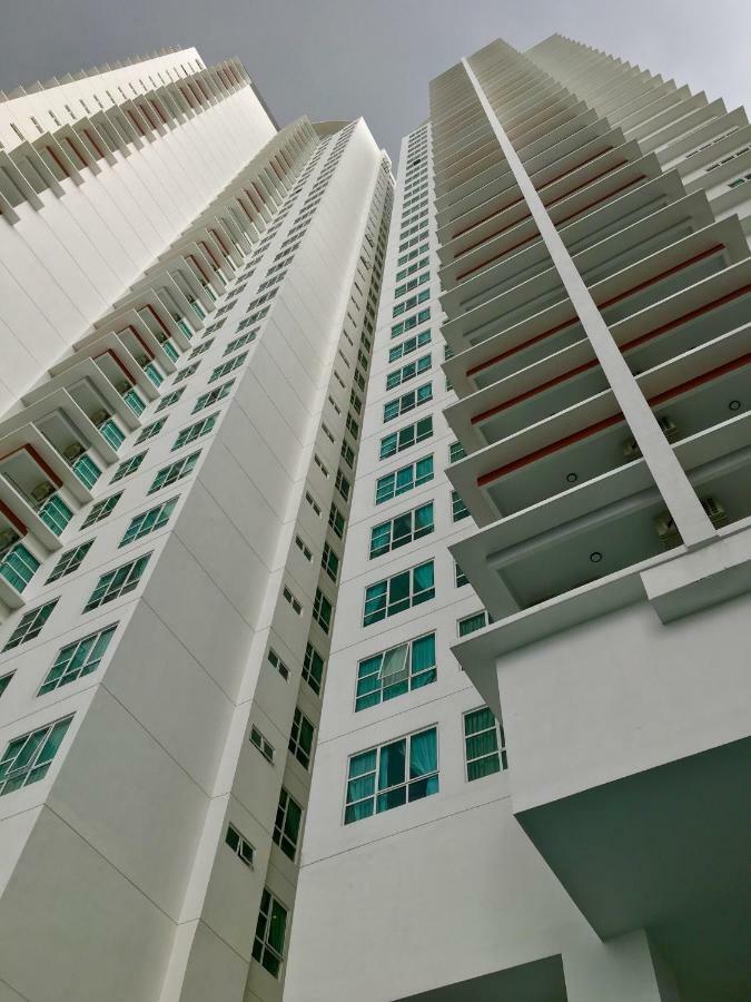 The Pinnacle Tower Johor Bahru Zewnętrze zdjęcie
